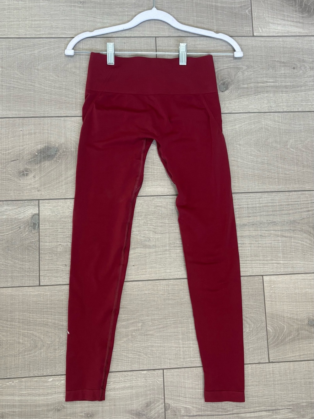 ONER Active burgundy leggings size SMALL